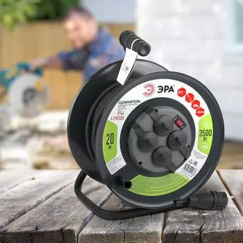 Силовой удлинитель ЭРА RMx-4es-3x2.5-20m-IP44-KG Б0043057