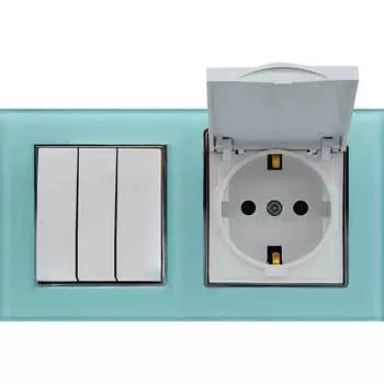 Трехклавишный выключатель + розетка Vesta Electric