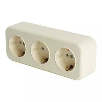 Трехместная розетка STEKKER PST16-51-20 (RA 16-343-БЖ) 49054