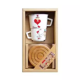 Набор из 2 кружек с 2 подставками