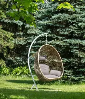 "Флоренция" подвесное кресло-кокон из искусственного ротанга, цвет соломенный с серо-коричневой подушкой