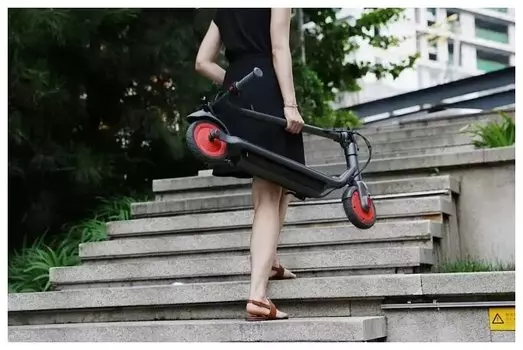 Детский электросамокат Ninebot KickScooter C20 (Белый)