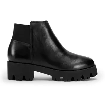 Ботинки из лакированной кожи на толстой подошве