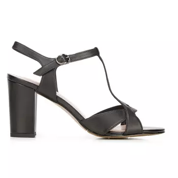 Женские кожаные босоножки на каблуке