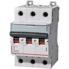 Автоматический выключатель Legrand 407285 DX-E 6000 - 6 кА - тип характеристики C, 3П, 230/400 В~, 2 А, 3 модуля