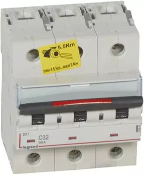 Автоматический выключатель Legrand 410024 DX 36 кА - тип характеристики С, 3П, 230/400 В~, 32 А, 4,5 модуля