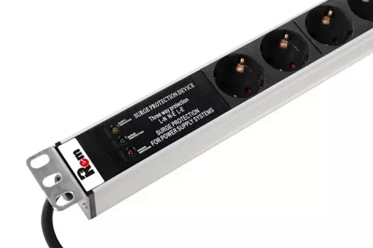 Блок розеток ЦМО R-16-7S-FI-440-3 Rem-16 с фил. и инд., 7 Schuko, 16 A, алюм., 19", шнур 3 м