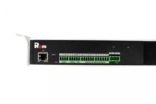 Блок розеток ЦМО R-MC1-32-8x2S-A-1820-K управляемый верт. с монит. Rem-MC1 8х2 S, 32A, алюм., 42-48U, колодка