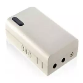 Блок управления Lumien LCB-202 включает в себя ИК и РЧ приемник, РК и РЧ пульты, сухие контакты, приемник сигнала триггера 12В