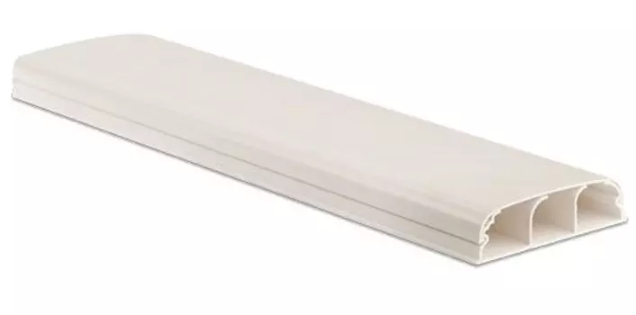 Кабель-канал DKC 07200 плинтусного типа 70х22 L2000, трехсекционный, с крышкой, белый. In-liner Front