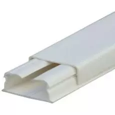 Мини-плинтус Legrand 030017 - DLPlus - 32x20 мм, 1 секция, длина 2,1 м, белый