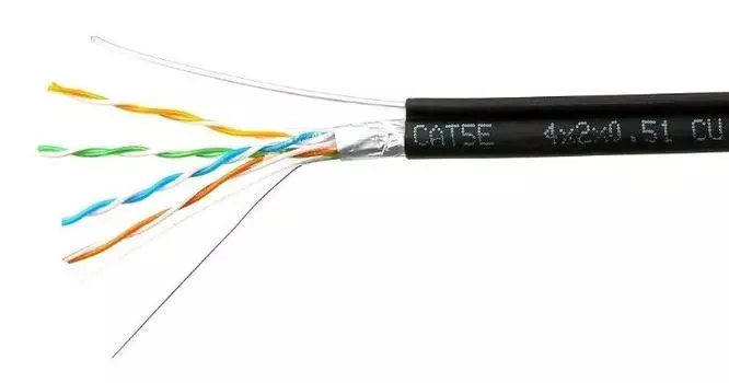 Кабель витая пара F/UTP 5e кат. 4 пары Cablexpert FPC-5051E-4-CU-OUTR/100 outdoor 4x2x0.51 на тросу, медный, однож., 100м, box, черный