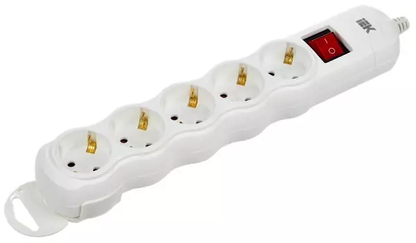 Колодка удлинителя IEK WYP10-D-KP-16-05-ZKS-K01 с выключателем РПр05В 5 мест
