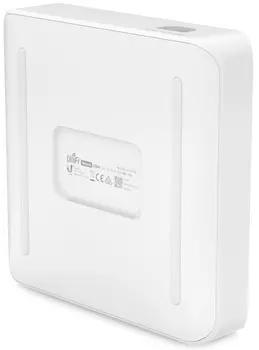 Коммутатор Ubiquiti USW-Lite-16-POE UniFi Switch Lite 16 PoE, 16*1G RJ45, раздача 45Вт