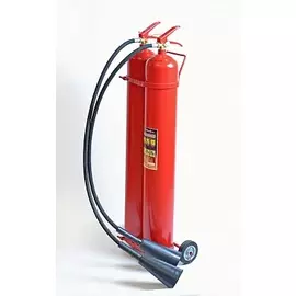 Огнетушитель ЯрПожИнвест ОУ-15 углекислотный. Передвижной, масса заряда 15 кг, вместимость корпуса 2х10 л