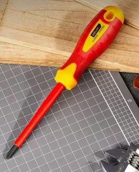 Отвертка диэлектрическая Deli DL516100 крестовая PH2х100мм сталь Cr-V, сертификат VDE для работ под напряжением до 1000 В