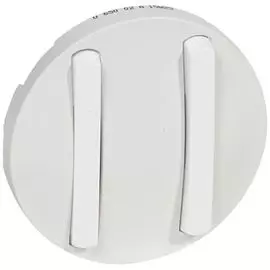 Панель лицевая Legrand 065002 Celiane - для 1-полюсного двухклавишного выключателя / переключателя 067001/02/31/32 с тонкими клавишами, белый