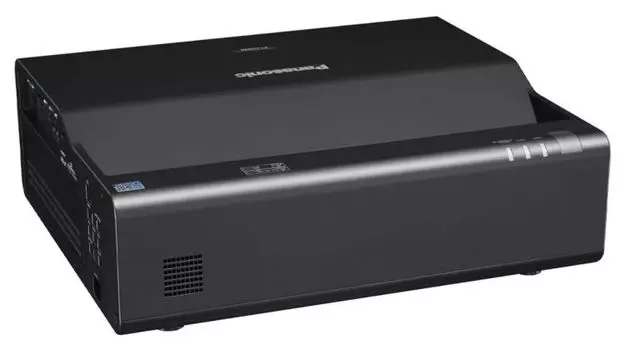 Проектор Panasonic PT-CMZ50B лазерный 3LCD 5200 Lm, WUXGA (1920x1200), 3000000:1; УКФ TR 0,235:1; HDMI x2; VGA IN D-Sub 15pin x1; Audio IN x1/OUT x1;