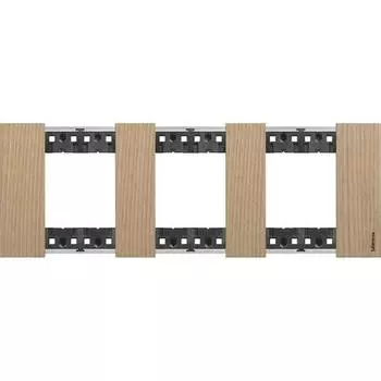 Рамка BTicino KA4802M3LM LIVING NOW 3 поста (2+2+2 модуля). Цвет "Дуб"