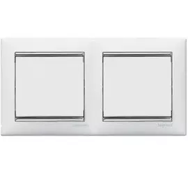 Рамка Legrand 770492 Valena CLASSIC - 2 поста, горизонтальный монтаж, белая/серебряный штрих