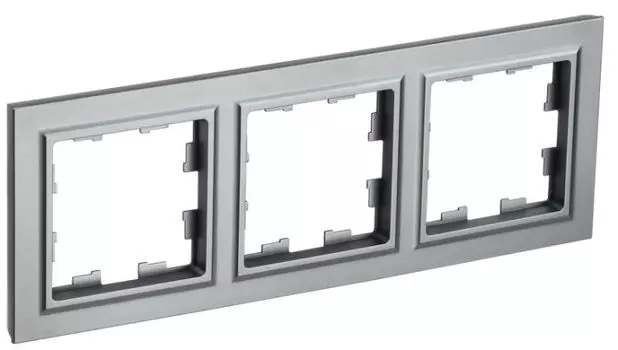 Рамка тройная IEK BR-M32-K46 BRITE РУ-3-БрС Сталь