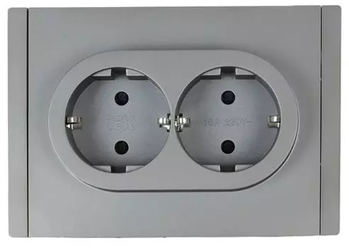 Розетка двухместная с заземлением IEK FP-R24-16-1-K46 FORTE&PIANO с защитными шторками б/к 16А FP523 сталь