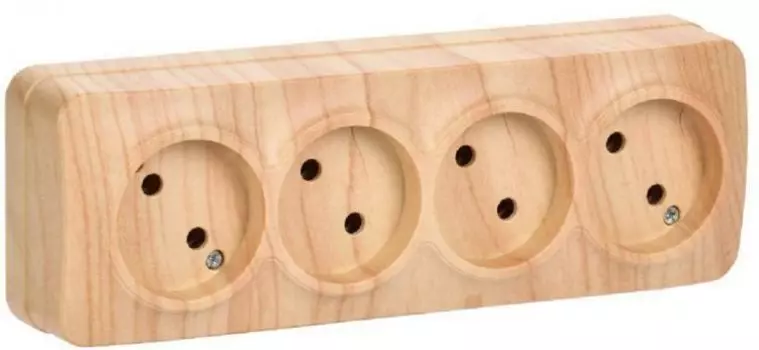 Розетка IEK ERH40-K34-10 4-м ОП GLORY РС24-2-ХС 10А без заземл. сосна