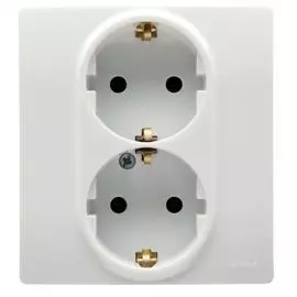 Розетка Legrand 672223