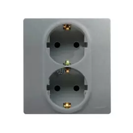 Розетка Legrand 672433 Etika - 2 x 2К+З со шторками, немецкий стандарт, автоматические зажимы, 16 А, 250 В~, алюминий