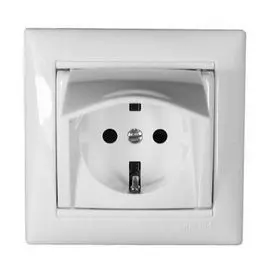 Розетка Legrand 694270 Valena CLASSIC - 2К+З, немецкий стандарт, с крышкой, белая