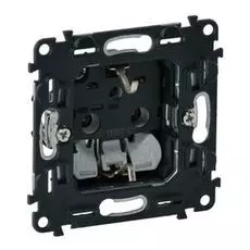 Розетка Legrand 753021 Valena Мех IN'MATIC с заземлением, безвинт.зажим