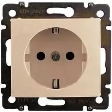 Розетка Legrand 774122 Valena c заземлением, со шторками, 2К+3, 16А, 250В, IP20 (слоновая кость)