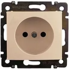 Розетка Legrand 774316 Valena без заземления, без шторок, в рамку, 2К, 16А, 250В, IP20 (слоновая кость)