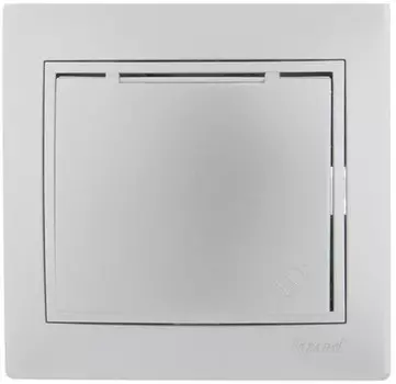 Розетка Lezard 701-1010-123 Mira 1-м СП 16А IP20 с заземл. с защ. крышкой со вставкой керамика сер. метал.