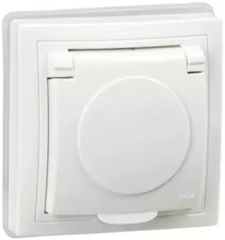 Розетка с заземлением с крышкой IEK KV-R16-16-44-K01 KVARTA с защитными шторками 16А IP44 РСбш10-3-КБ-44 белый
