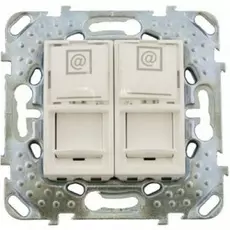 Розетка Schneider Electric MGU5.2020.25ZD