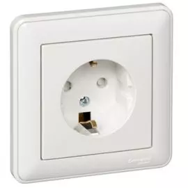 Розетка Schneider Electric RS16-152-18 Wessen 59 с/з с защитными шторками (в сборе, с рамкой), белый