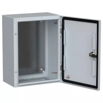 Щит с монтажной панелью IEK TI5-10-N-050-040-020-66 TITAN 5 металлический ЩМП-50.40.20 УХЛ1 IP66