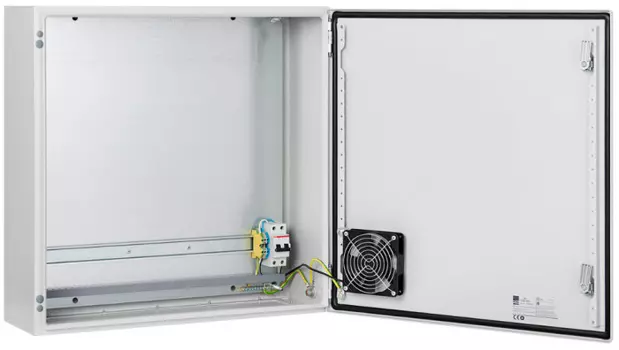 Шкаф NSGate NSB-6060 B606H0F0 600x600x210 комплект [1] с вентилятором, без нагревателя и оптического кросса