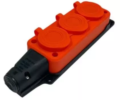 Удлинитель силовой iTOK i-CONNECT-COLOR-SUR-PVS-310-3-54-40-RED тип SUR серии iCONNECT COLOR на рамке с заземлением ПВС 3х1 мм 3 гнезда IP54 ГОСТ цвет