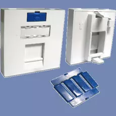 Вставка Lanmaster LAN-SIP-23M-WH 45x45 на 1 кейстоун, со шторкой, маркировкой и иконкой, белая