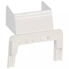 Выдвижной блок Legrand 031647 - DLPlus - для монтажа на торце мини-плинтуса 40x20 мм, белый