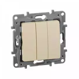 Выключатель Legrand 672313 3-клавишный, 10А, автоматические клеммы, Etika, cлоновая кость