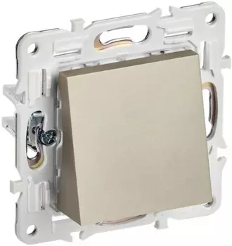 Вывод кабеля IEK SK-VK10-0-K37 SKANDY SK-O01Sh Шампань