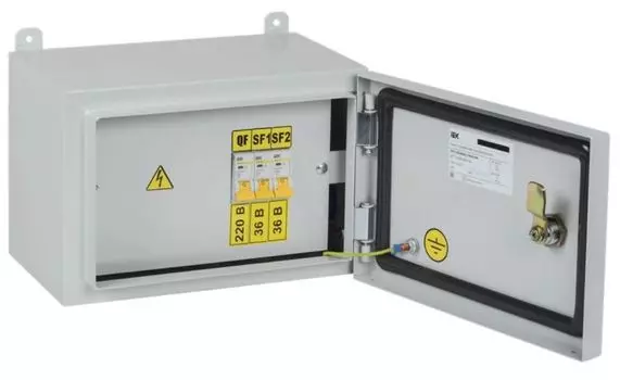 Ящик IEK MTT13-036-0251-54 с понижижающим трансформатором ЯТП-0,25 230/36-3 УХЛ2 IP54