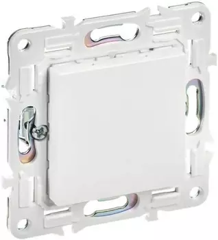 Заглушка с суппортом IEK SK-PL10-K01 SKANDY SK-C01W арктический белый