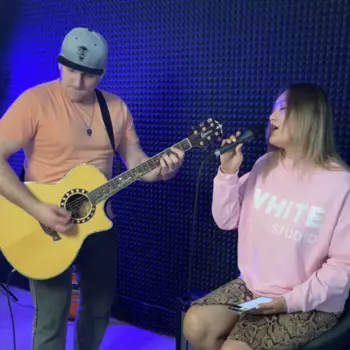 Подарочный сертификат «Абонемент в школу вокала и гитары» (12 занятий, 1 человек)