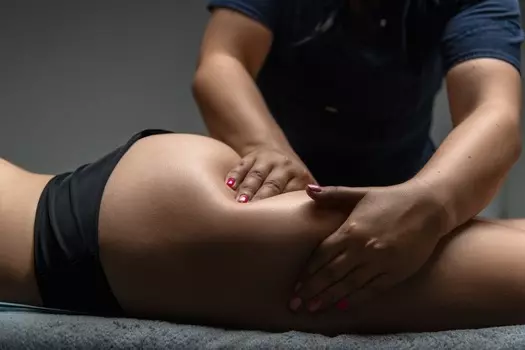 Подарочный сертификат «Антицеллюлитный массаж или Лимфодренажный массаж» (60 минут, 1 человек)