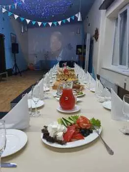 Подарочный сертификат «Аренда Бара на причале или открытой веранды» (1 час, до 40 человек)