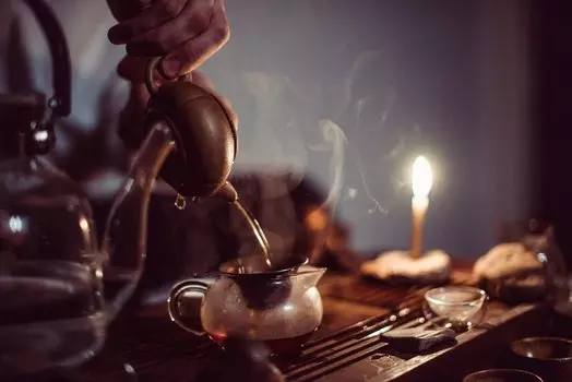 Подарочный сертификат «Чайная церемония в китайском стиле с классическим чаем» (1 час 30 минут, 2 человека)